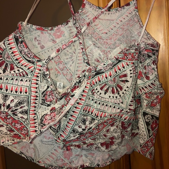 THE PERFECT BILLABONG CROP TOP - Picture 3 of 4